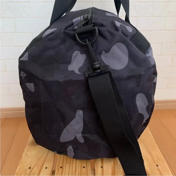 BAPE A Bathing Ape Duffle Bag City Camo Black Large Shoulder strap zip top - Picture 7 of 10